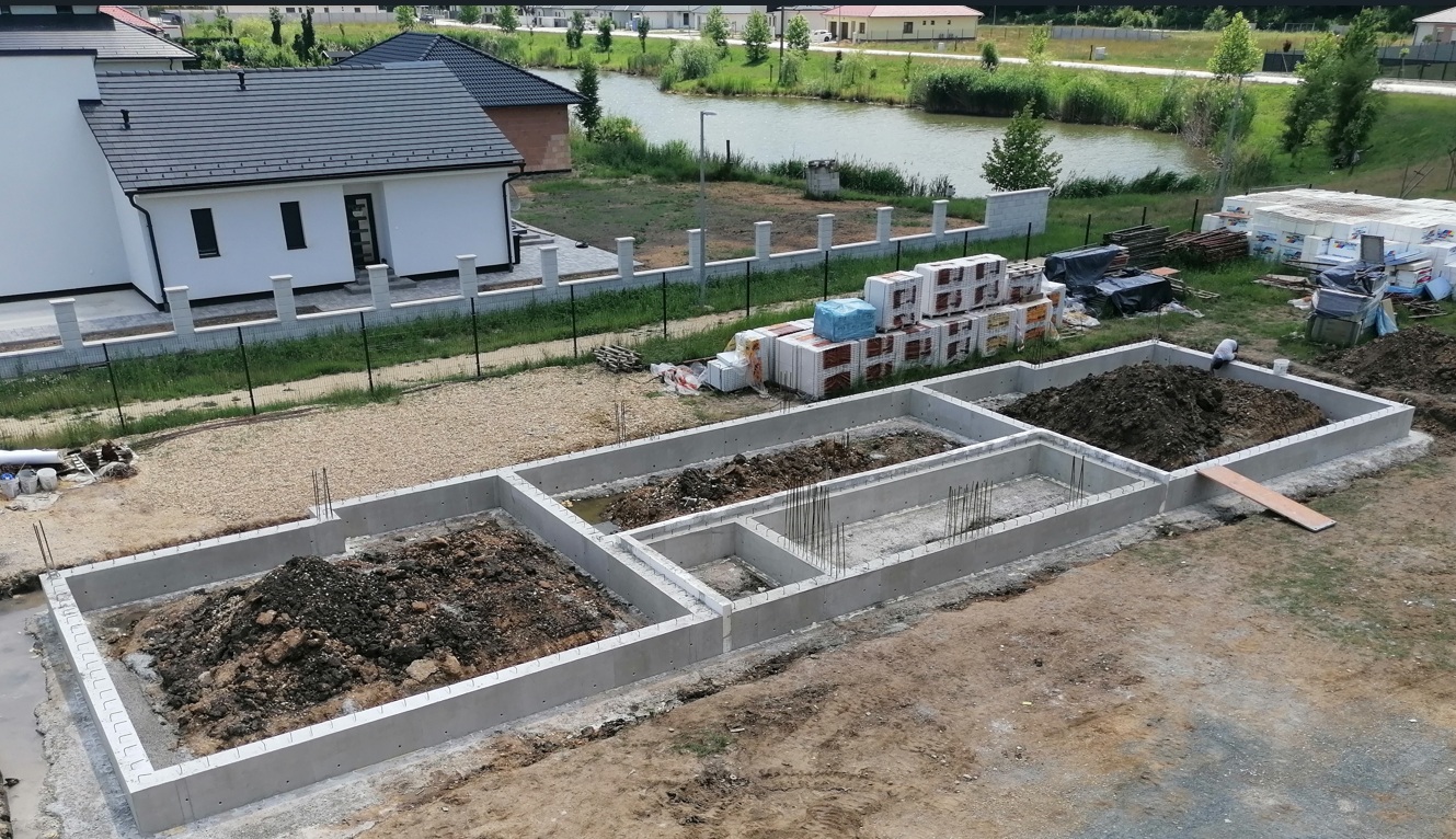 Monolit vasbeton szerkezetépítés