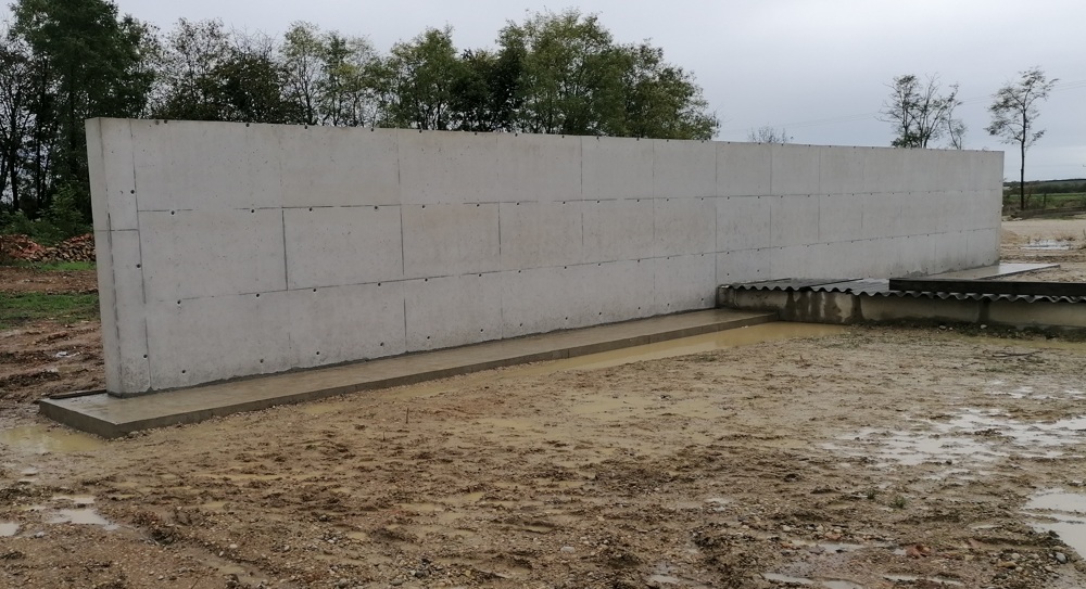 Monolit vasbeton támfal és műtárgy - 5